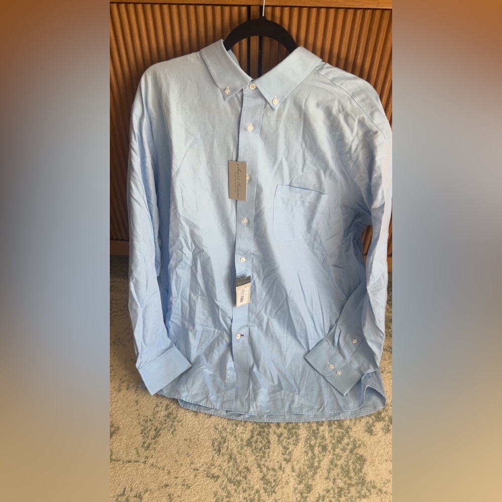 Men’s Light Blue Dress Shirt NWT